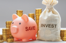 Geld investieren oder sparen